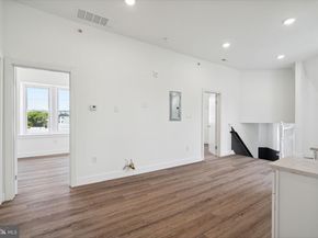 5164 Ridge Avenue, Philadelphia PA 19128