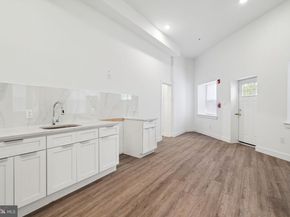 5164 Ridge Avenue, Philadelphia PA 19128