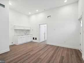 5164 Ridge Avenue, Philadelphia PA 19128