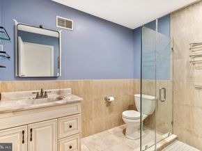 2404 Catharine Street, Philadelphia PA 19146