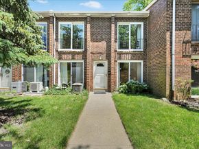 9001 Ridge Avenue 46, Philadelphia PA 19128