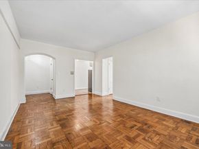 4481 Macarthur Boulevard NW 204, Washington DC 20007