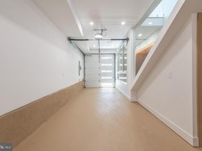 217 Tasker Street, Philadelphia PA 19148