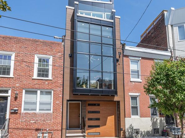 217 Tasker Street, Philadelphia PA 19148