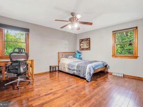 24 Berkley Drive, Yardley PA 19067