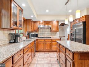 24 Berkley Drive, Yardley PA 19067