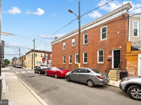 1829 S 22nd Street, Philadelphia PA 19145
