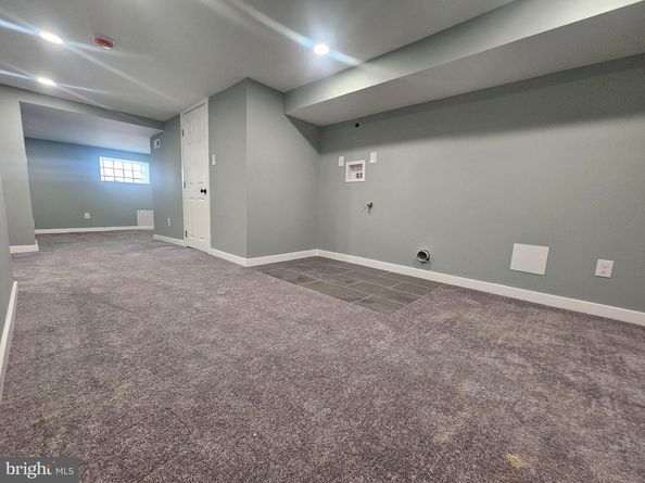 1963 W Spencer Avenue, Philadelphia PA 19141