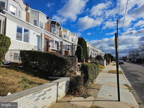 1963 W Spencer Avenue, Philadelphia PA 19141