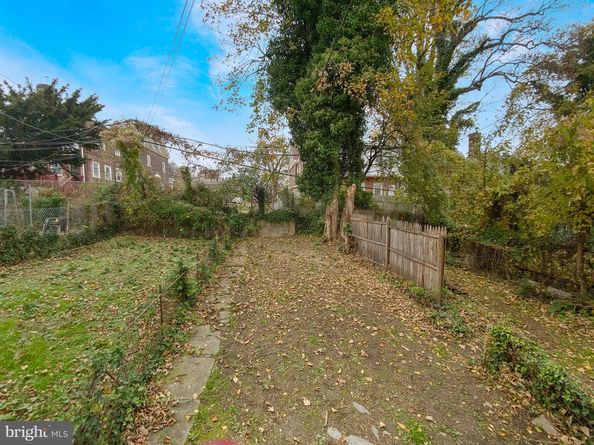 555 E Mayland Street, Philadelphia PA 19144