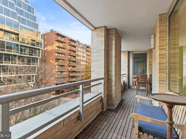 1111 23rd Street NW 4G, Washington DC 20037