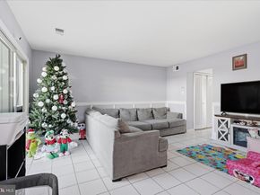 26 Carousel Court, Sterling VA 20164