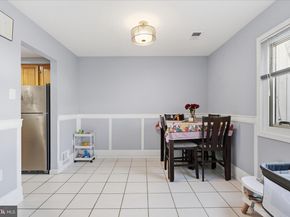 26 Carousel Court, Sterling VA 20164