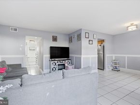 26 Carousel Court, Sterling VA 20164