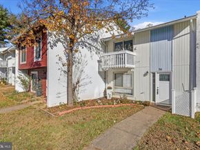 26 Carousel Court, Sterling VA 20164