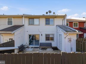 26 Carousel Court, Sterling VA 20164