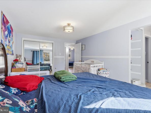 26 Carousel Court, Sterling VA 20164