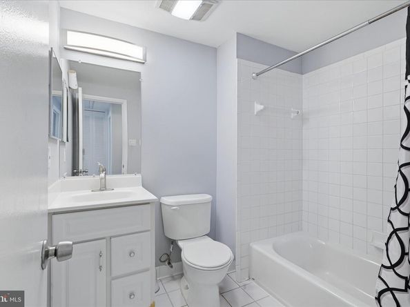 26 Carousel Court, Sterling VA 20164