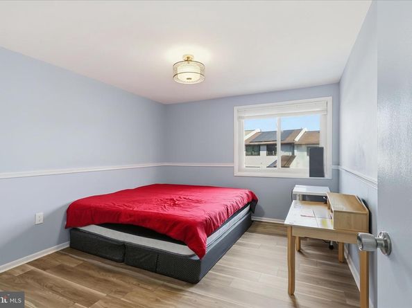 26 Carousel Court, Sterling VA 20164