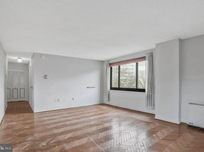 800 25TH Street NW 502, Washington DC 20037