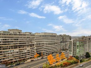800 25TH Street NW 502, Washington DC 20037