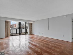 800 25TH Street NW 502, Washington DC 20037