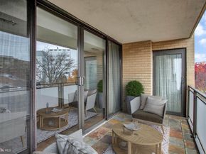 800 25TH Street NW 502, Washington DC 20037