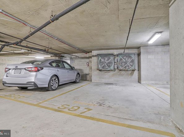 800 25TH Street NW 502, Washington DC 20037