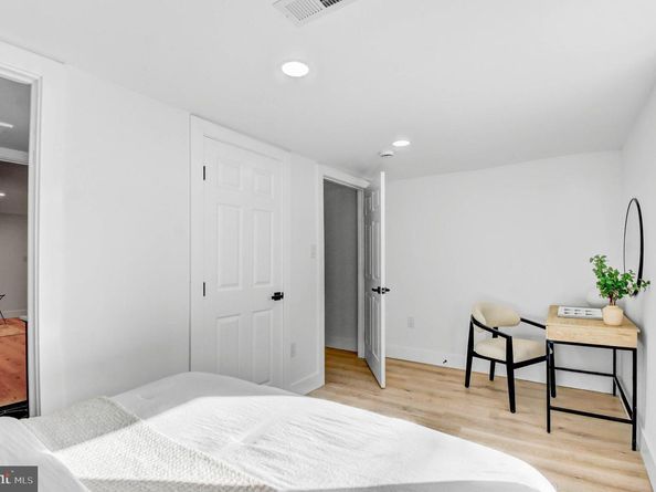 517 Florida Avenue NE, Washington DC 20002