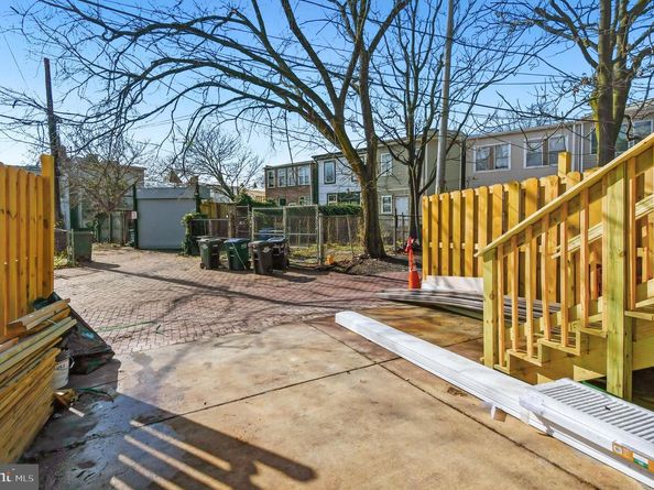 517 Florida Avenue NE, Washington DC 20002