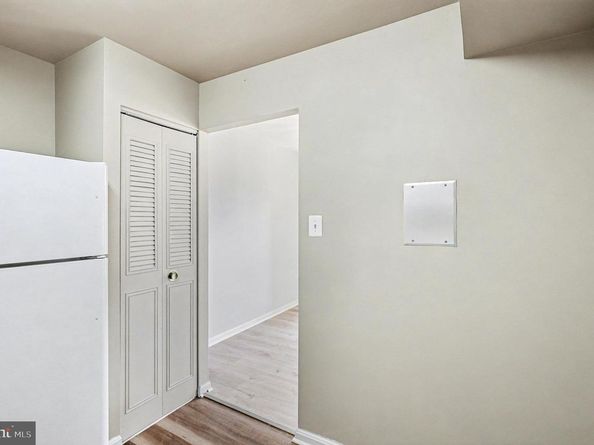 29 Canterbury Square 201, Alexandria VA 22304