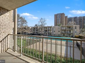 29 Canterbury Square 201, Alexandria VA 22304