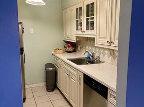 3407 Summit Court NE 3407, Washington DC 20018