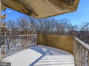 1001 City Avenue EE927, Wynnewood PA 19096