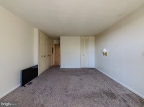 1001 City Avenue EE927, Wynnewood PA 19096