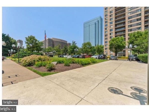 3701 S George Mason Drive 1510N, Falls Church VA 22041