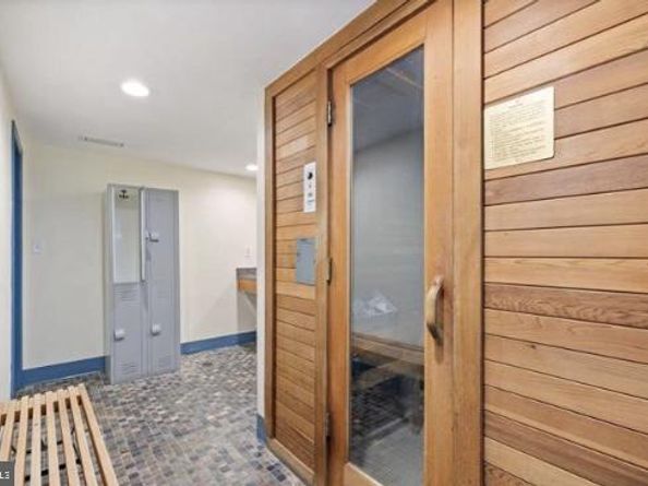 3701 S George Mason Drive 1510N, Falls Church VA 22041