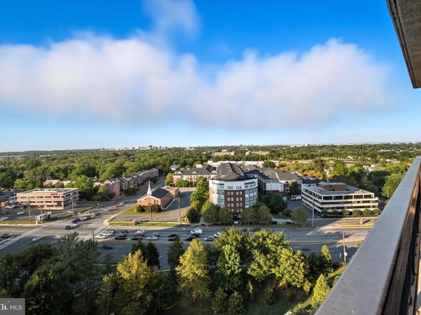 3701 S George Mason Drive 1510N, Falls Church VA 22041