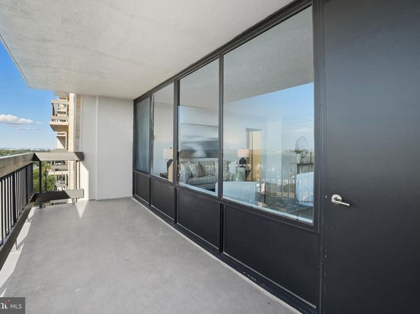 3701 S George Mason Drive 1510N, Falls Church VA 22041