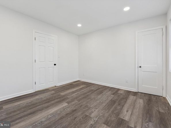 323 Derwyn Road, Drexel Hill PA 19026