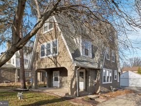323 Derwyn Road, Drexel Hill PA 19026