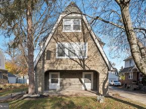 323 Derwyn Road, Drexel Hill PA 19026