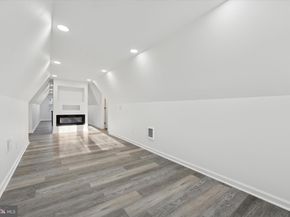 323 Derwyn Road, Drexel Hill PA 19026