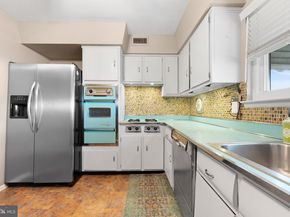 3566 Gloucester Lane, Philadelphia PA 19114