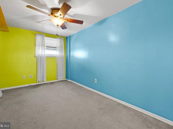 3566 Gloucester Lane, Philadelphia PA 19114