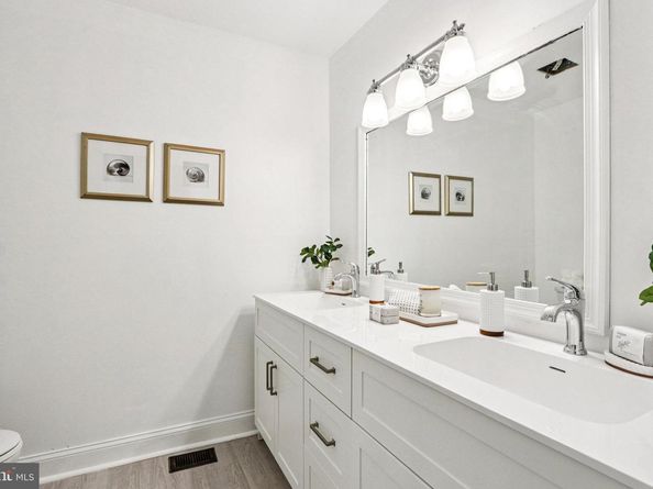 120 Eaton Drive, Wayne PA 19087