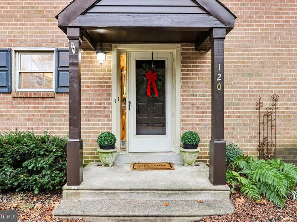 120 Eaton Drive, Wayne PA 19087