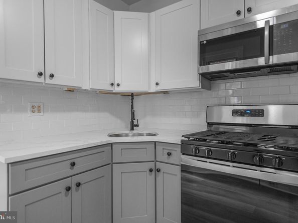 5328 Hedge Street, Philadelphia PA 19124