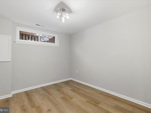 2694 Centennial Court 54, Alexandria VA 22311