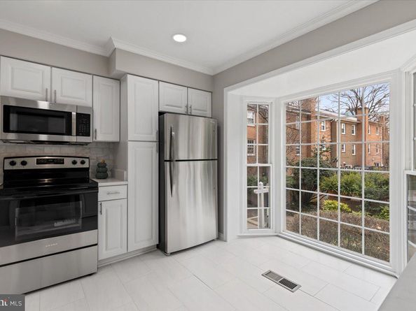 2694 Centennial Court 54, Alexandria VA 22311